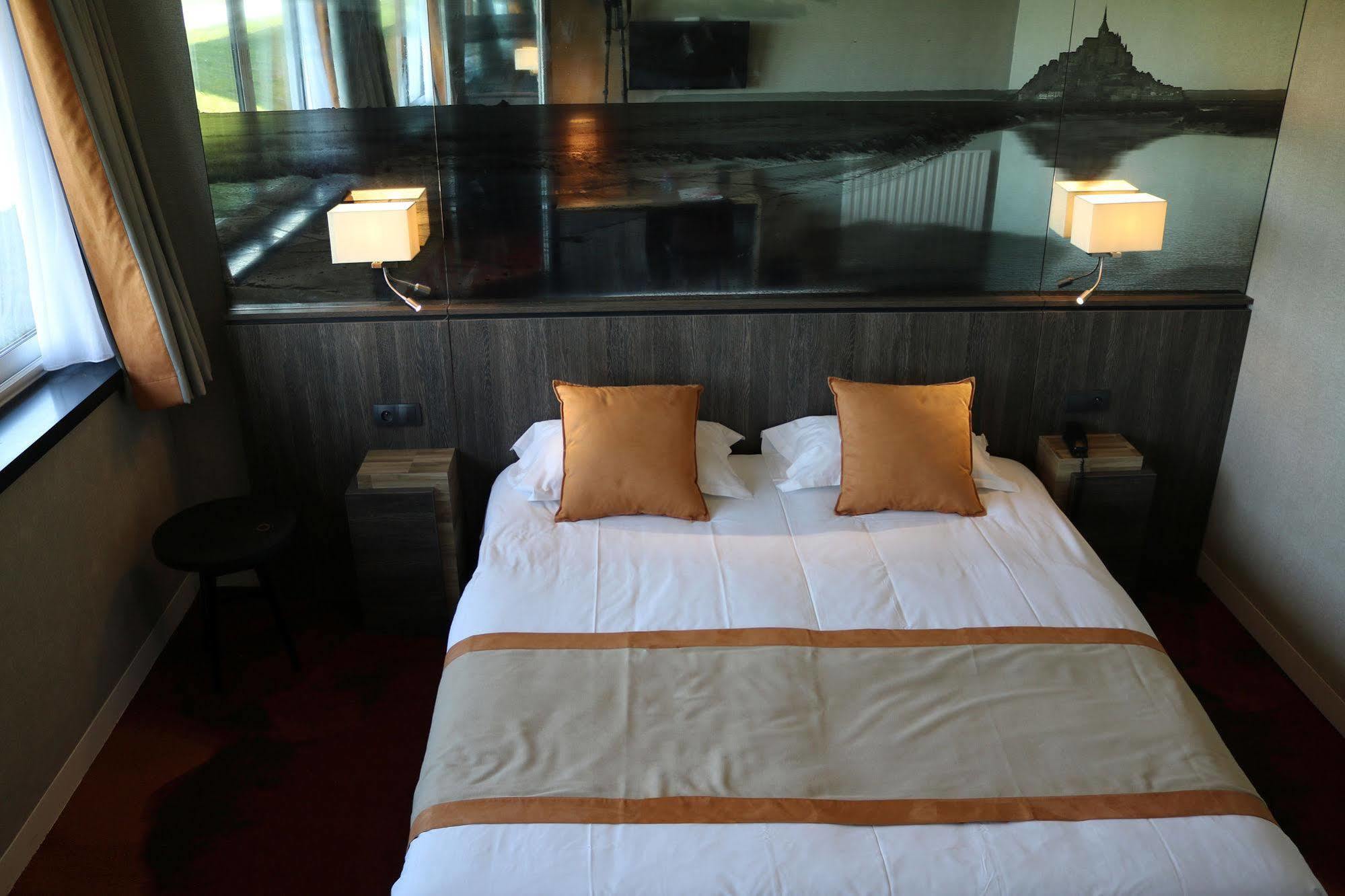 ลา ดิก Hotel Mont-Saint-Michel ภายนอก รูปภาพ